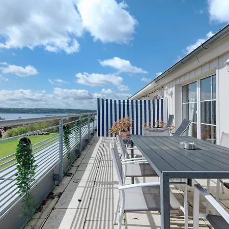 Familien-apartment Mit Seeblick Spalt