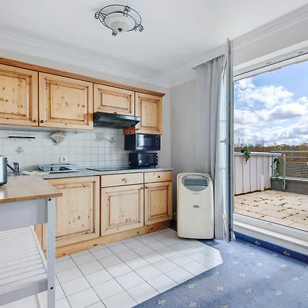 Familien-apartment Mit Seeblick Appartement Spalt
