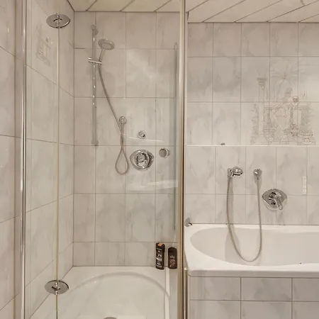 Familien-apartment Mit Seeblick * Spalt
