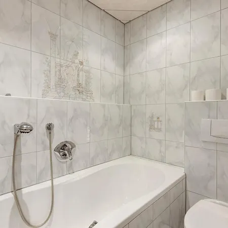 Familien-apartment Mit Seeblick Spalt
